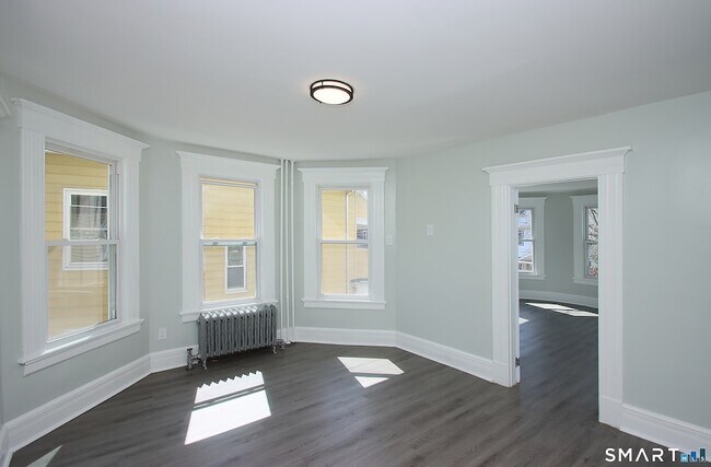 Building Photo - 75 Wilcox Ave