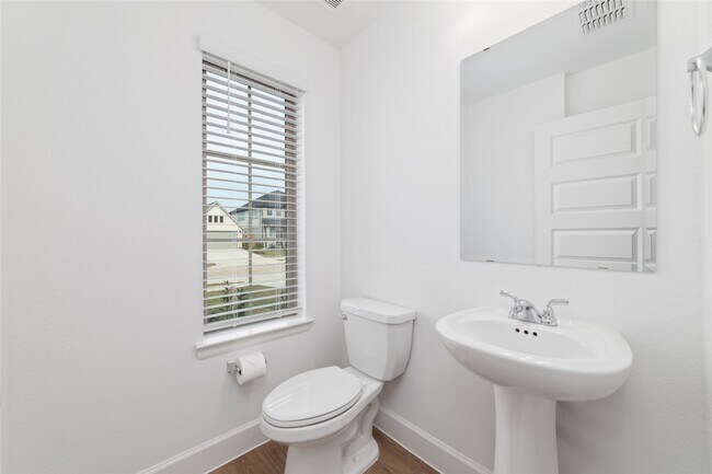 Building Photo - 31019 Star Gazer Rd