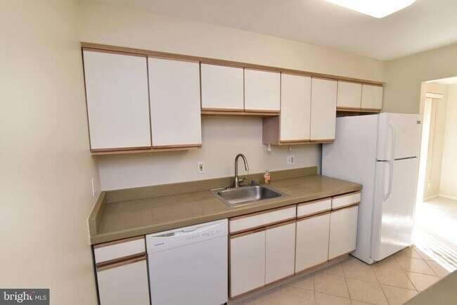 Building Photo - 201 Mulberry Cove