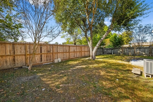 Building Photo - 1842 Freshmeadow Dr