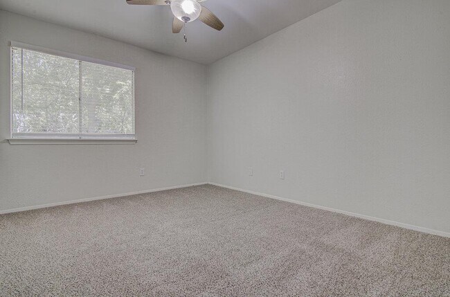 Building Photo - 5301 Indio Cir