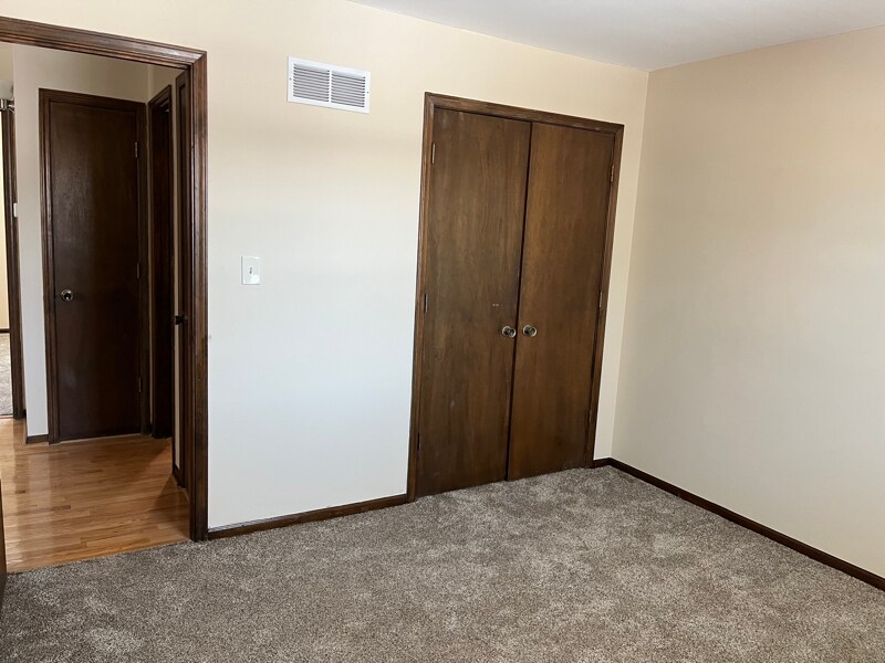 Building Photo - 8905 Haskins St