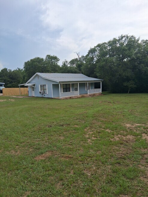 Building Photo - 1045 Buck Rd