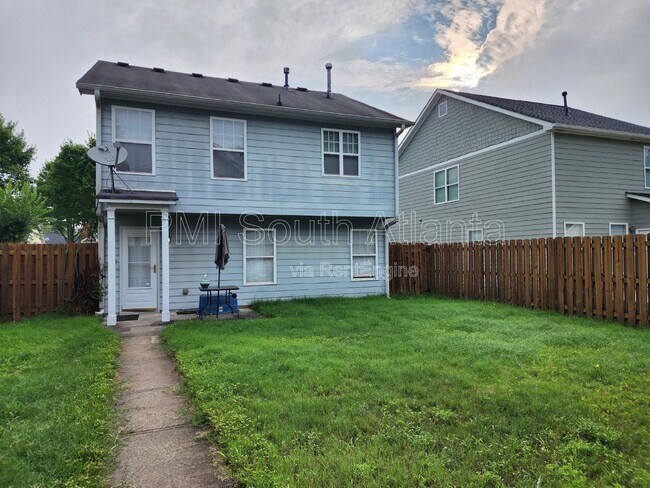 Building Photo - 7846 The Lakes Point