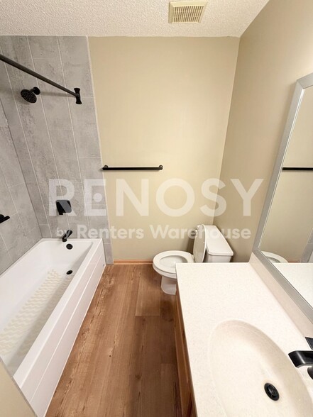 Building Photo - 1579 Serenity Ln