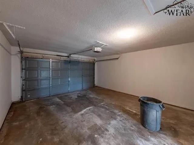 Building Photo - 2107 Richmond Dr