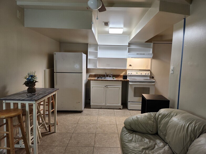 Building Photo - 7757 Frederick Ct