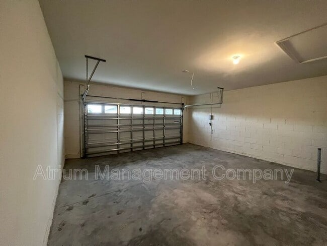 Building Photo - 2711 Rowan St