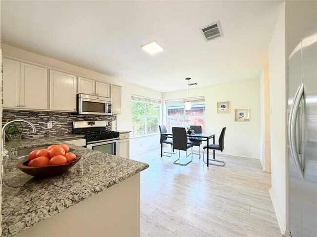 Building Photo - 9802 Copper Creek Dr