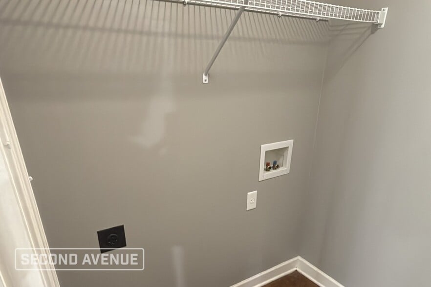 Building Photo - 8704 Smith Ranch Dr