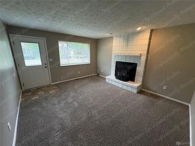 Building Photo - 525 Lake St