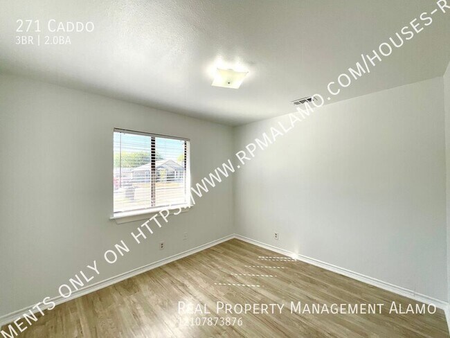 Building Photo - 271 Caddo-