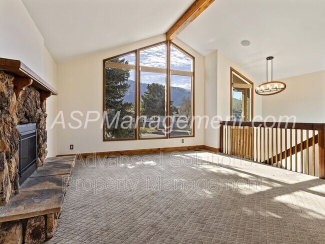 Building Photo - 10094 Faunsdale Dr