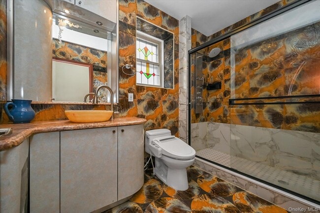 Building Photo - 63-42 Alderton St