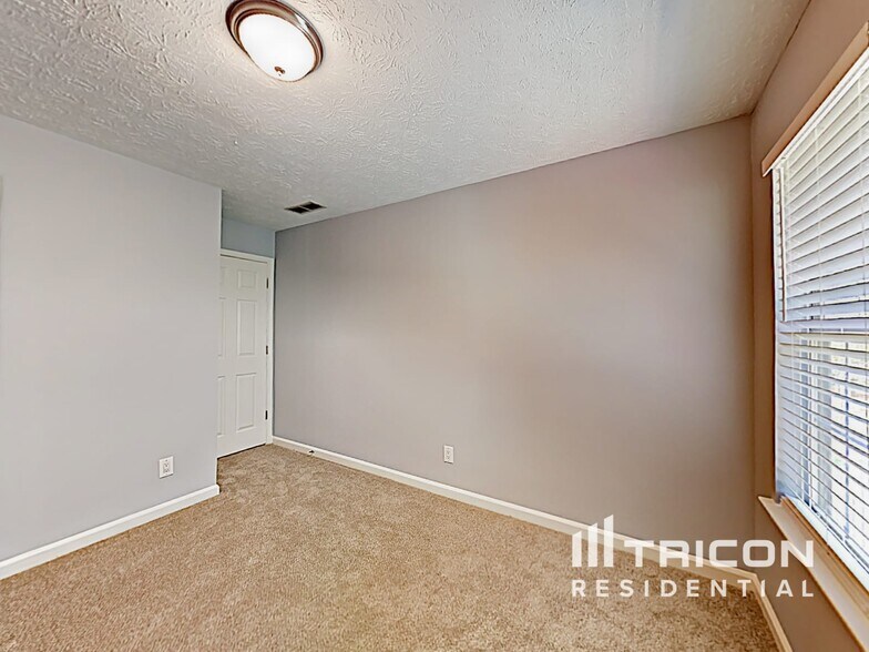 Building Photo - 12234 Cypress Way