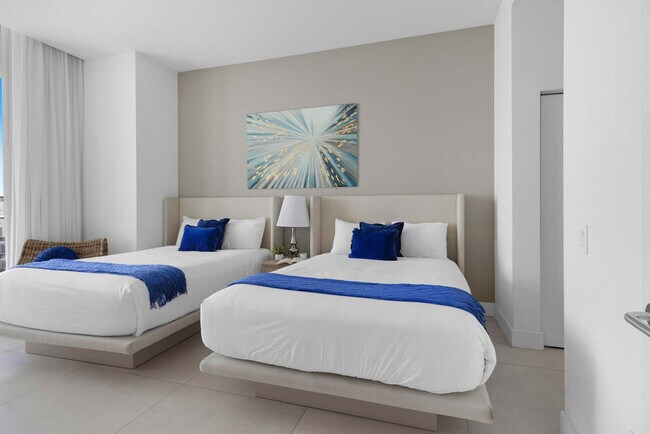 Building Photo - 4111 S Ocean Dr