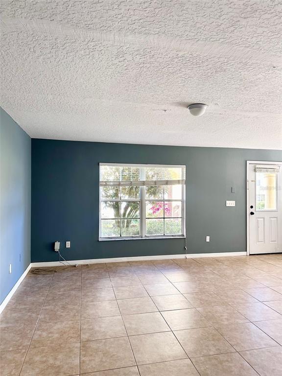 Building Photo - 5393 River Rock Rd
