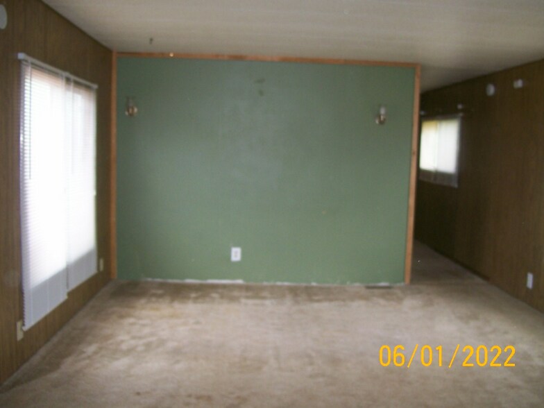 Building Photo - 13 Travertine Ln