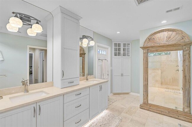 Building Photo - 3970 Prairie Dunes Dr