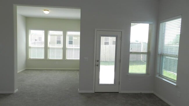 Building Photo - 12012 Reindeer Dr