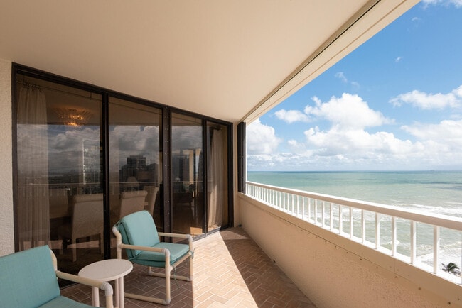 Building Photo - 5080 N Ocean Dr