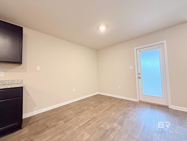 Building Photo - 8164 Irwin Loop