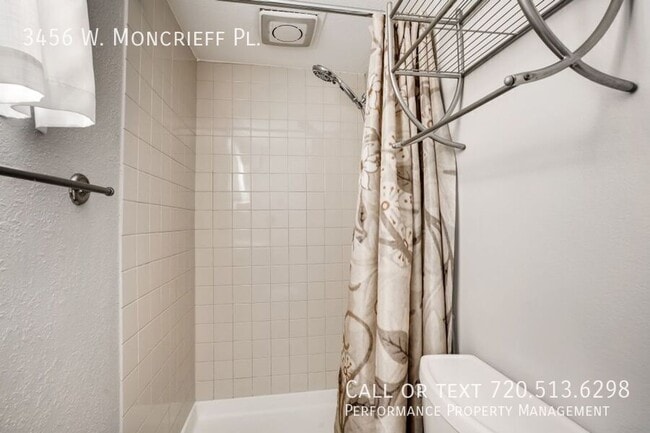 Building Photo - 3456 W Moncrieff Pl