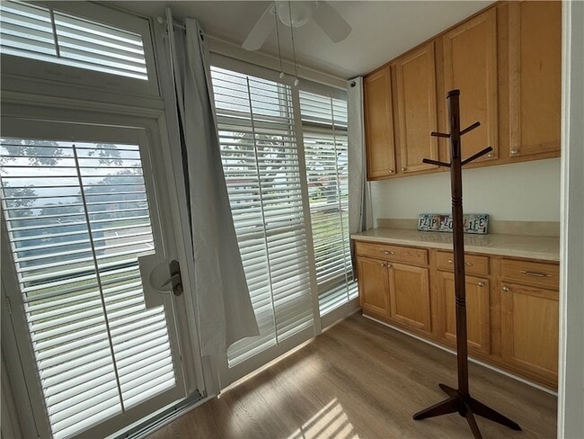 Building Photo - 18 Vista Palm Ln