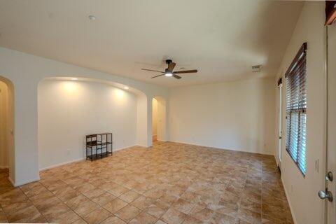 Building Photo - 245 Paseo Gregario