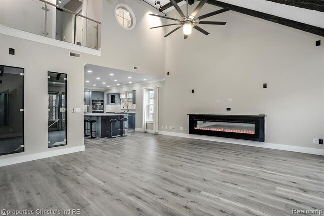 Building Photo - 2542 Woodward Ave