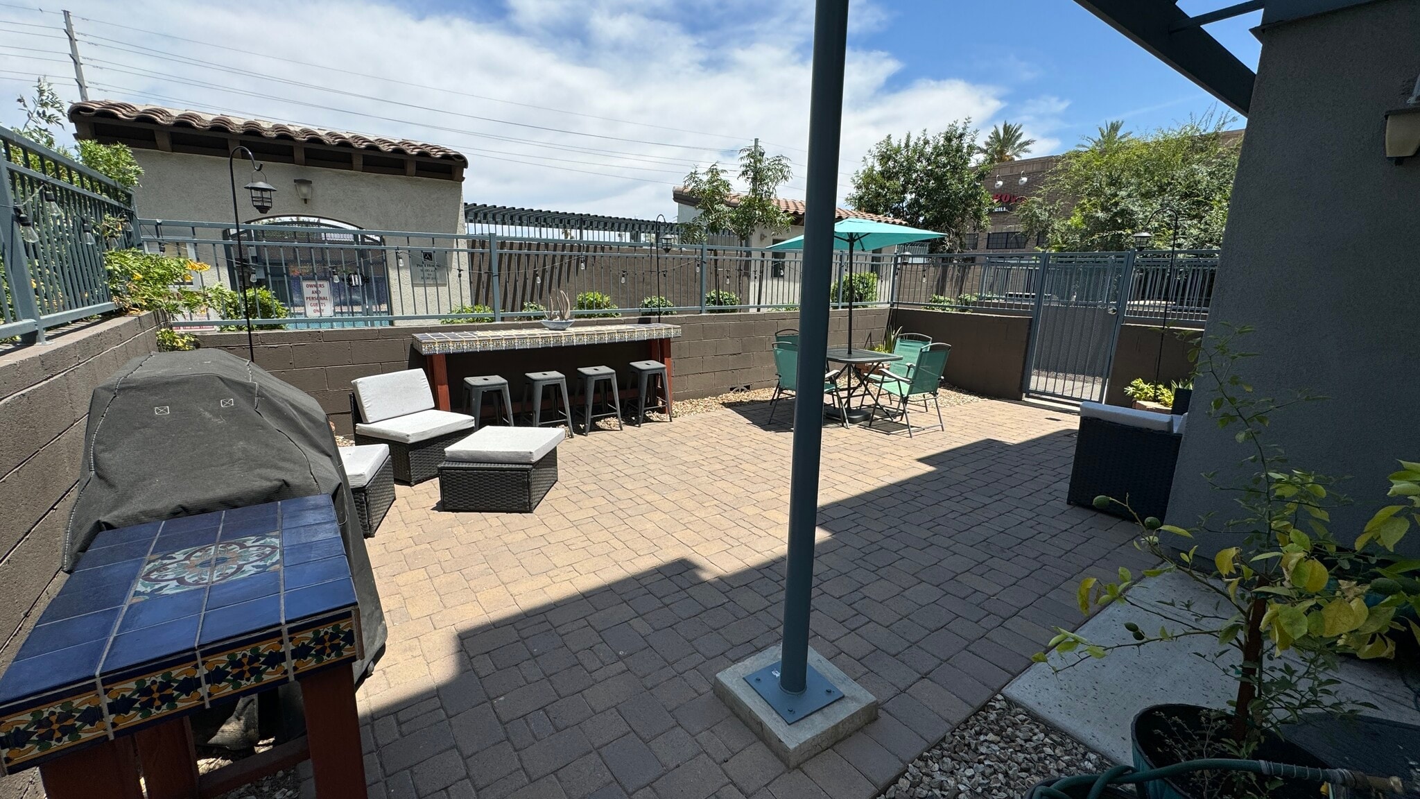Patio - 615 E Portland St