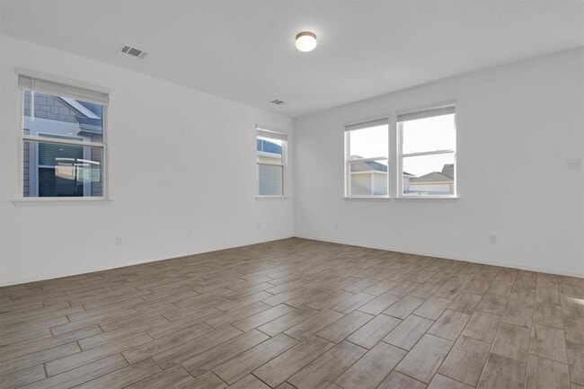 Building Photo - 283 Fabion St