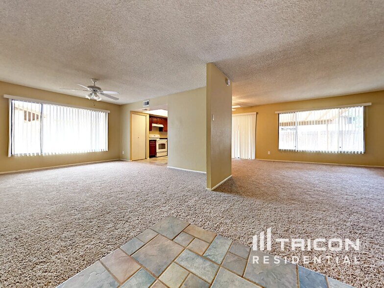 Building Photo - 3822 W Mauna Loa Ln