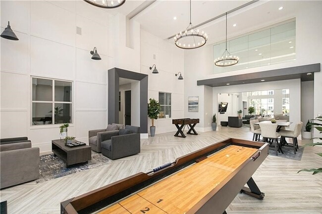 Building Photo - 2174 Scholarship