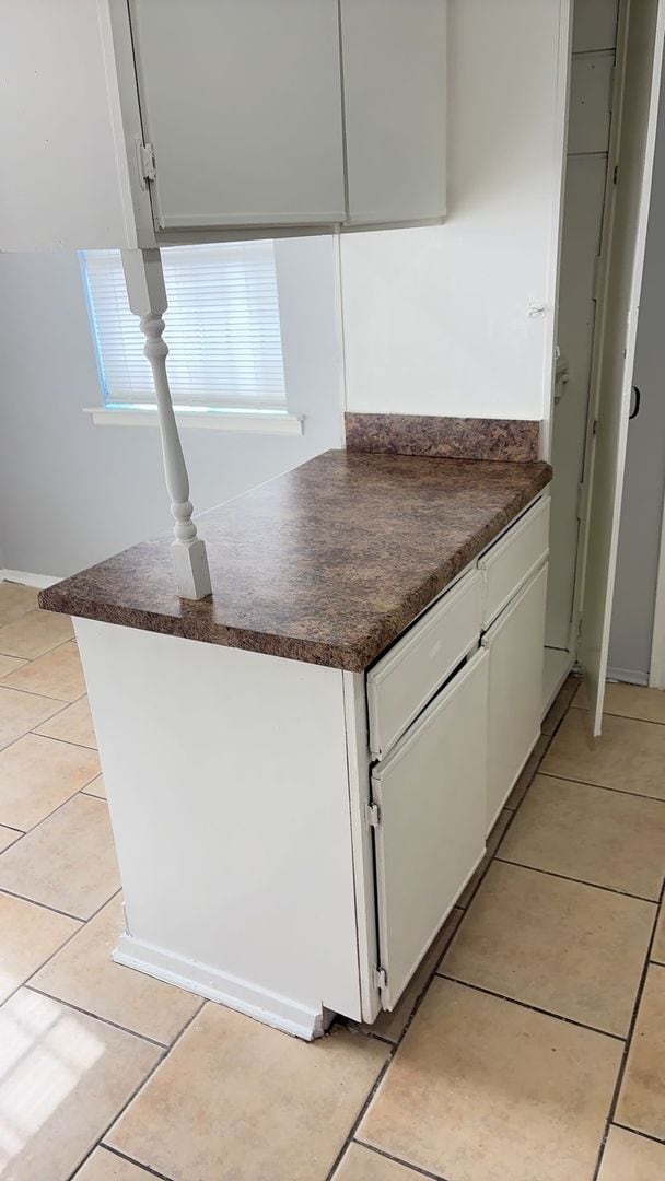 Building Photo - Spacious 3BR/2BA Duplex with Large Backyard – Memphis