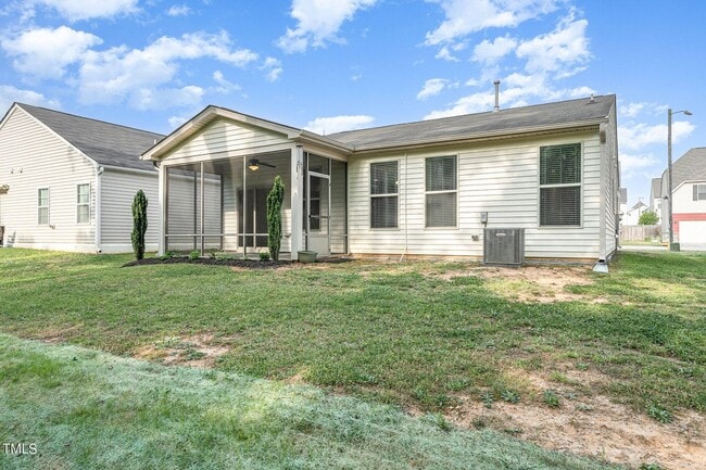 Building Photo - Charming 3 Bedroom Ranch with 1-Car Garage...
