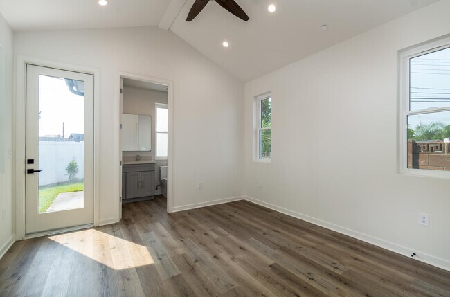 Building Photo - 6402 Kenwater Pl