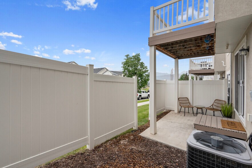 Building Photo - 14549 S Juniper Shade Dr