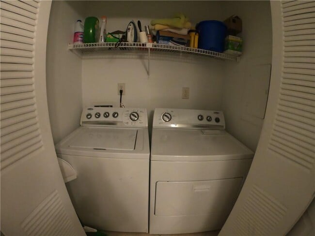 Building Photo - 1468 Briarwood Rd NE