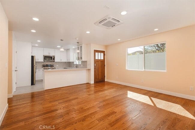 Building Photo - 319 N Shelton St