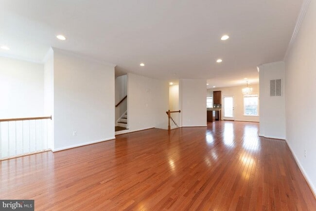 Building Photo - 25120 Sweet Myrtle Square
