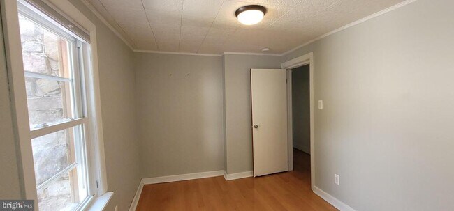 Building Photo - 42 E Wyomissing Ave