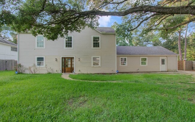 Building Photo - 536 Robert E Lee Dr