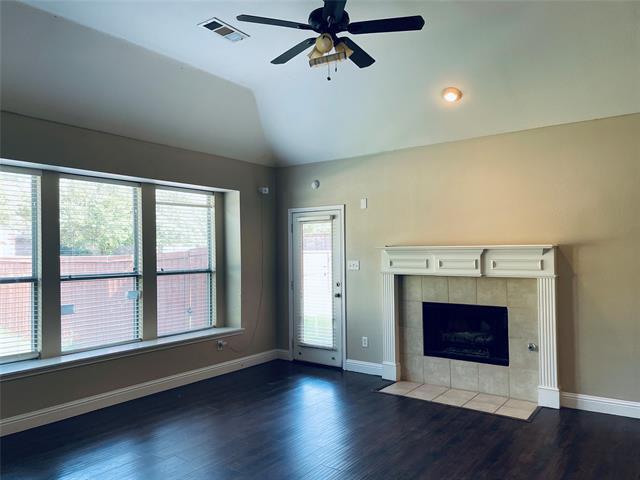 Building Photo - 3007 Pinecrest Dr