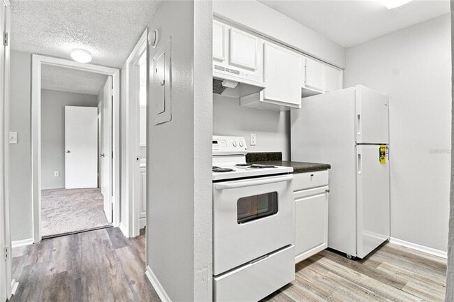 Building Photo - 4021 Tumble Wood Trl