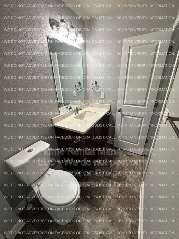 Building Photo - 10530 Kane Dr