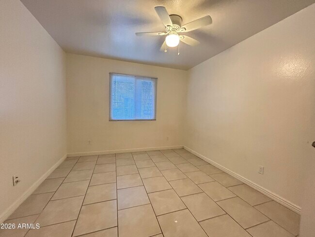 Building Photo - 12440 N 20th St