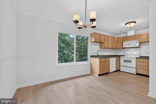 Building Photo - 1703 Westwind Way