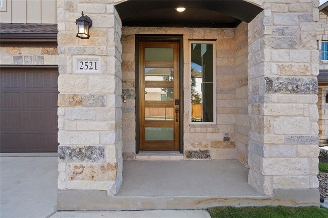 Building Photo - 2521 Dabster Dr