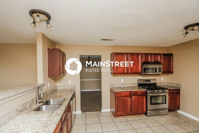 Building Photo - 4 Bedroom Pet-Friendly Home in Villa Rica, GA with Main Street Renewal